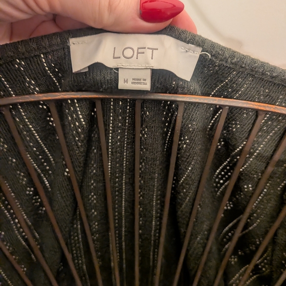 LOFT Dark Green Crew Neck Sweater - Picture 4 of 7